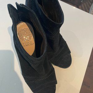Once-Worn Vince Camuto Shoes